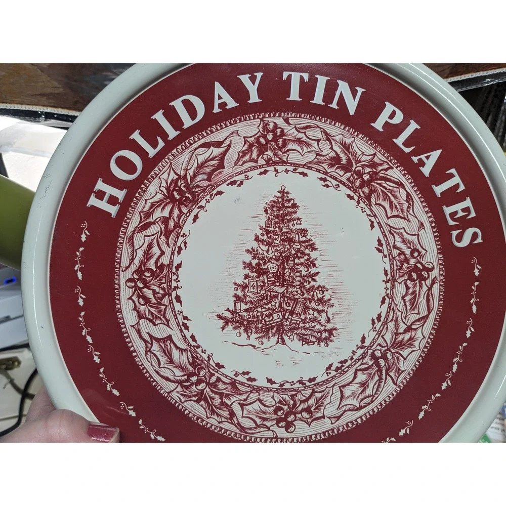 Restoration‎ Hardware 2 Collectible Christmas Charger Plates Winter Sleigh 2003